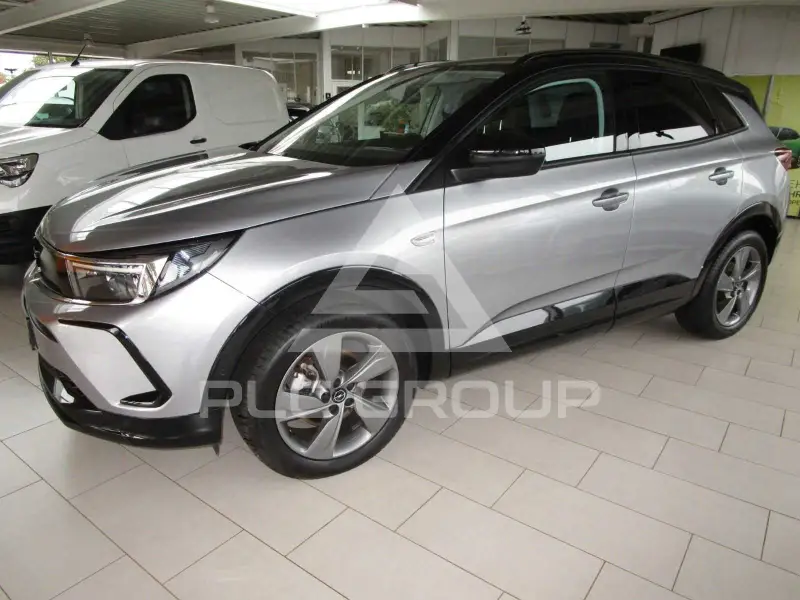 2024 Opel GrandlandX