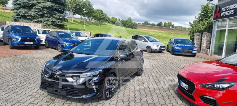 2025 Mitsubishi Colt