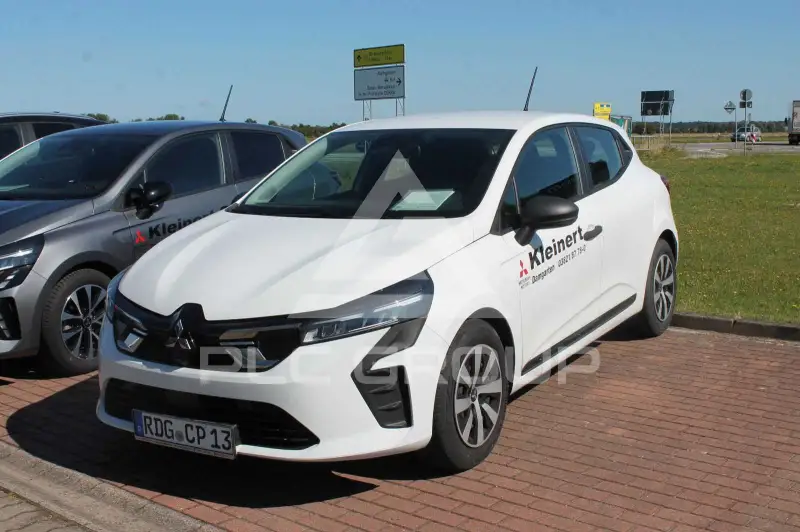 2025 Mitsubishi Colt