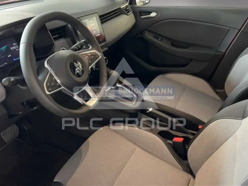 2025 Mitsubishi Colt