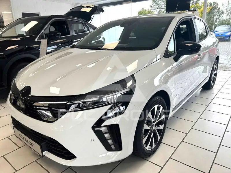 2025 Mitsubishi Colt