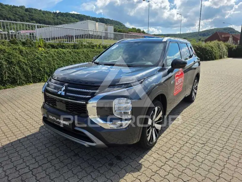 2025 Mitsubishi OUTLANDER