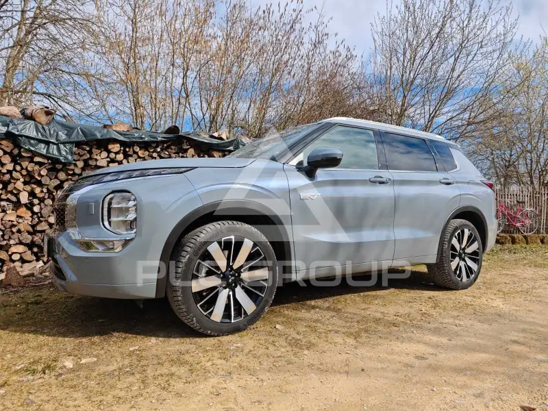 2025 Mitsubishi OUTLANDER