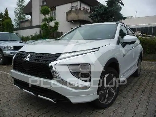 2025 Mitsubishi ECLIPSE