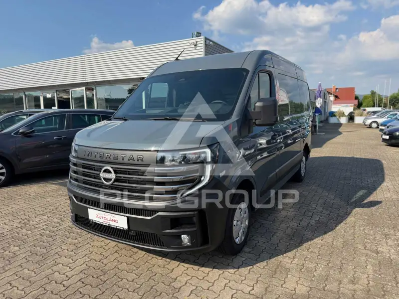 2025 Nissan Interstar