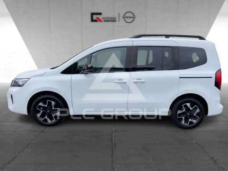 2025 Nissan TOWNSTAR
