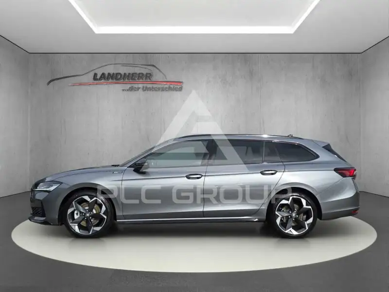 2025 Skoda Superb
