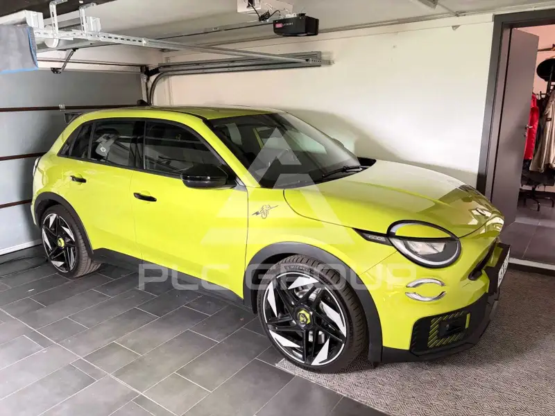 2025 Abarth 600