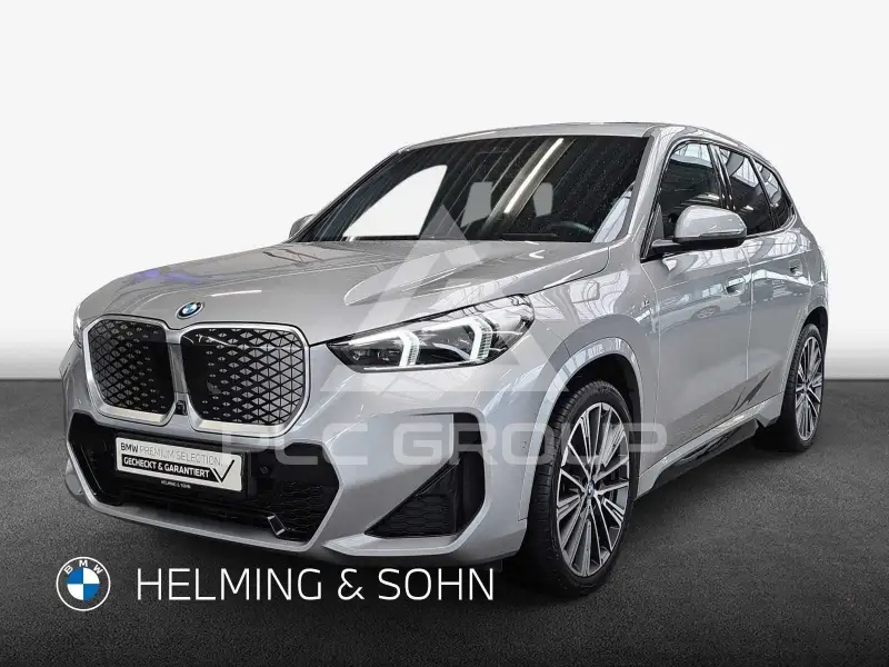 2025 BMW iX