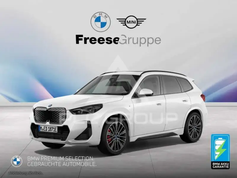 2025 BMW iX