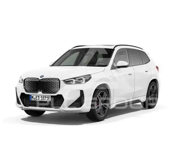 2025 BMW iX