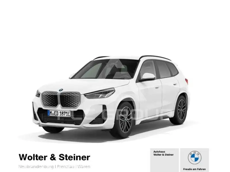 2025 BMW iX