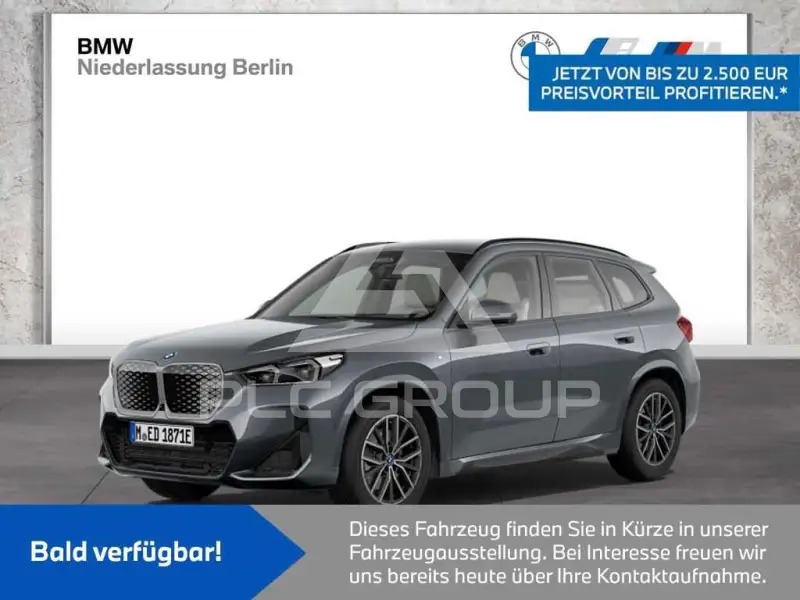2025 BMW iX