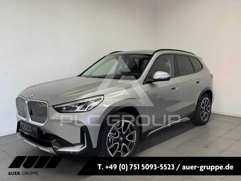 2025 BMW iX