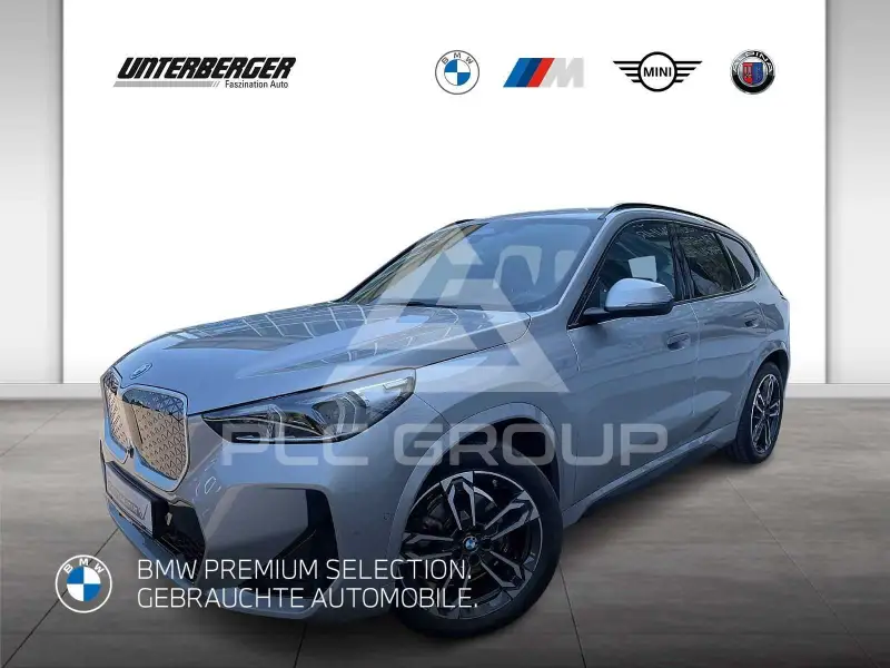 2025 BMW iX