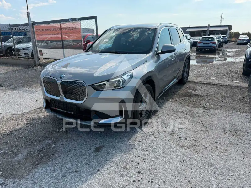 2025 BMW iX
