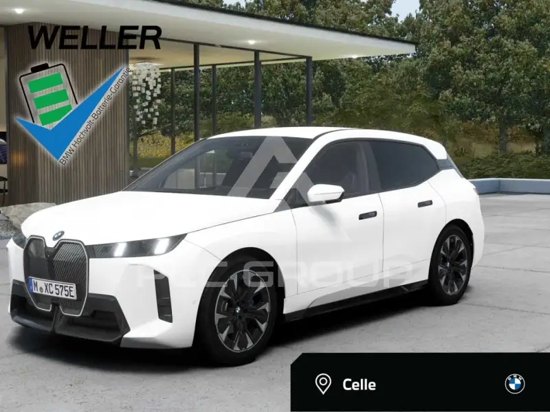 2025 BMW iX