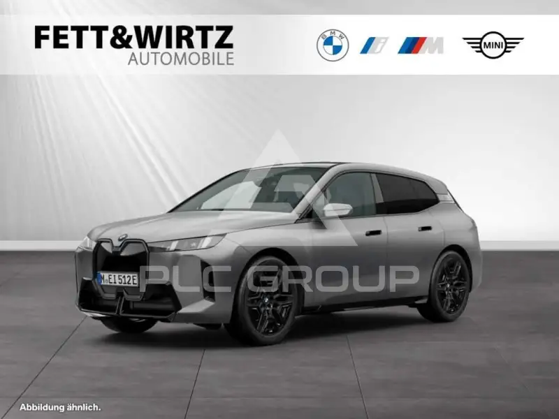 2025 BMW iX