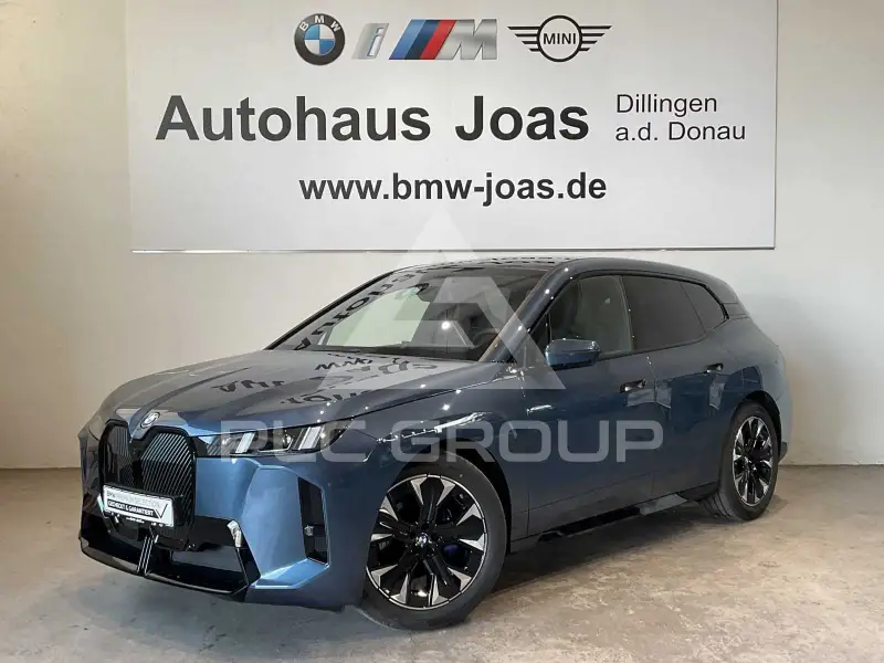 2025 BMW iX