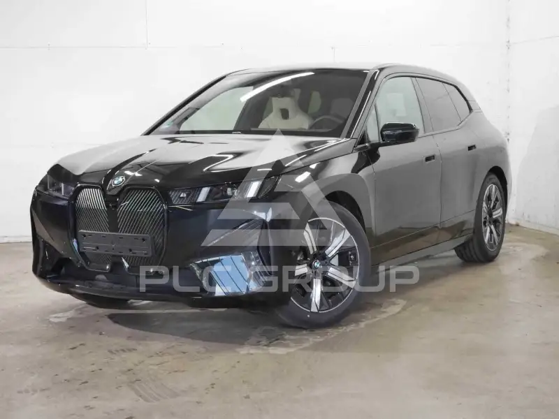 2025 BMW iX