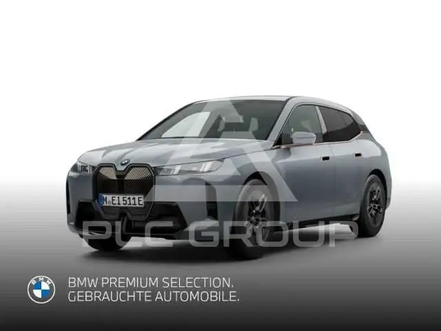 2025 BMW iX