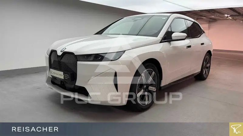 2025 BMW iX