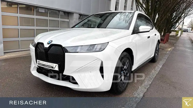 2025 BMW iX