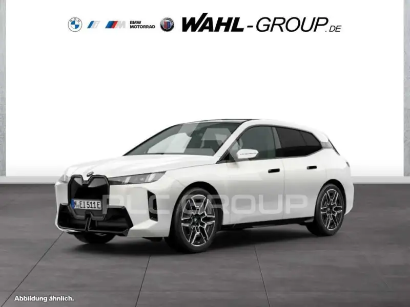 2025 BMW iX