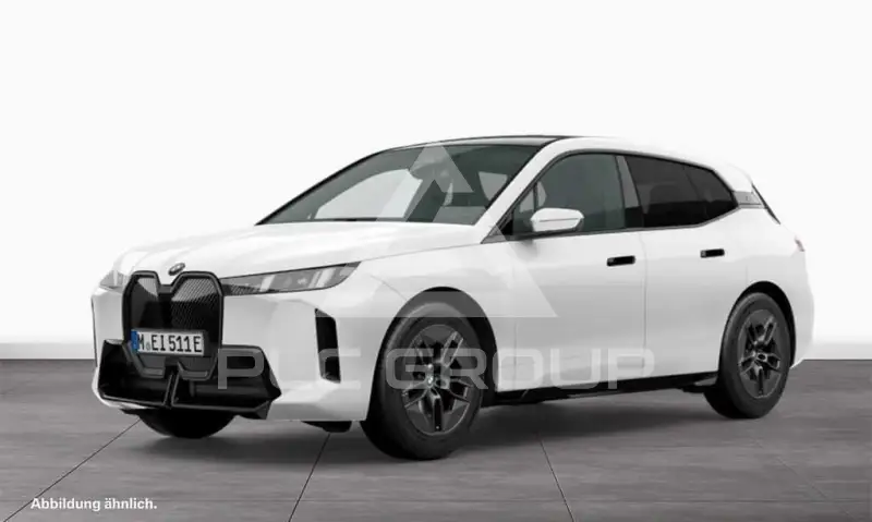 2025 BMW iX