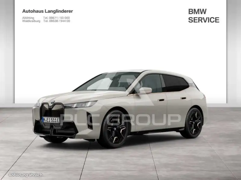 2025 BMW iX