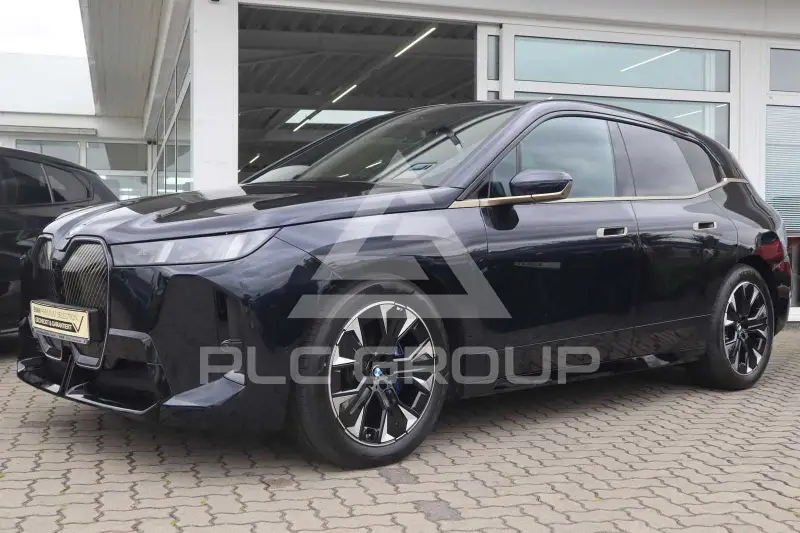 2025 BMW iX