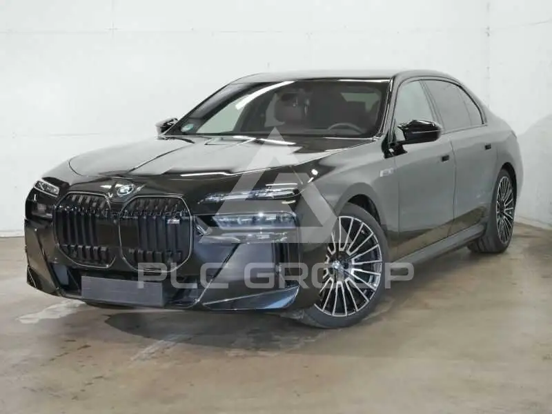 2025 BMW I7