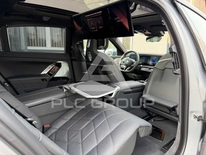 2025 BMW I7