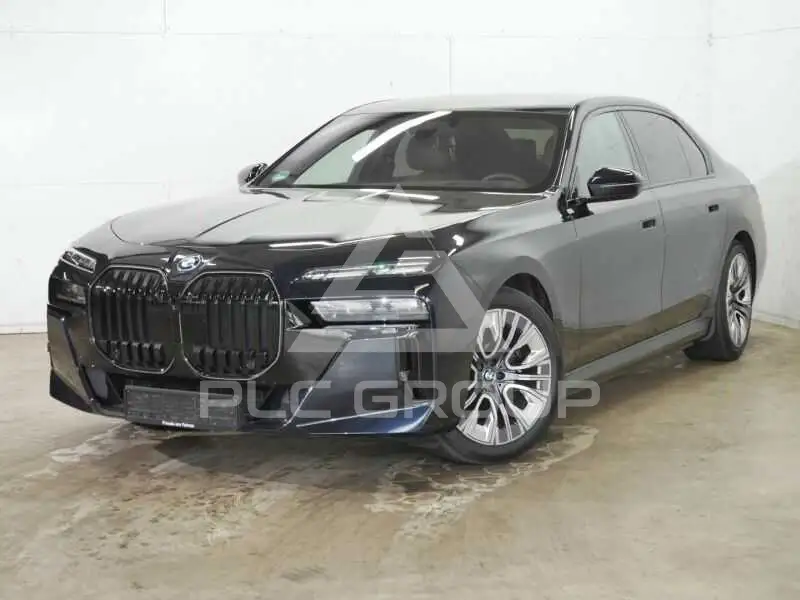 2025 BMW I7