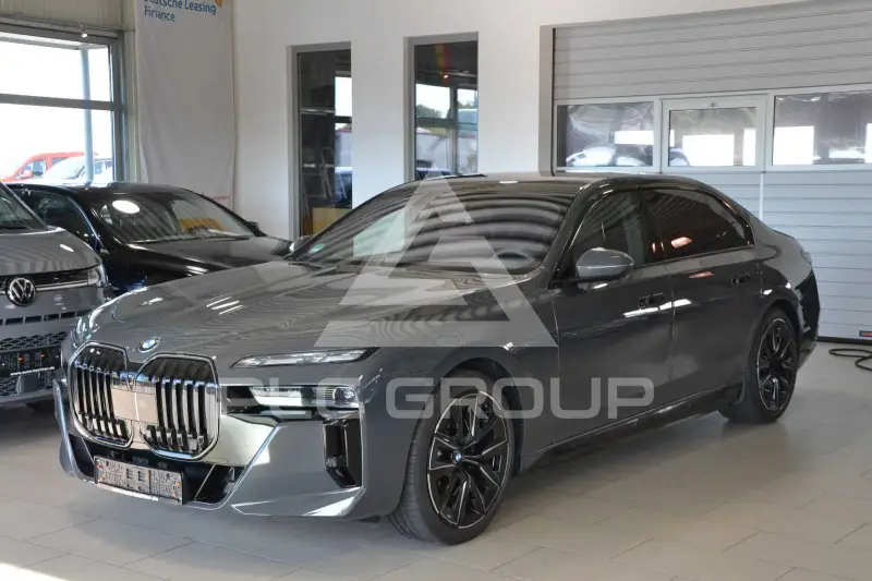 2025 BMW I7