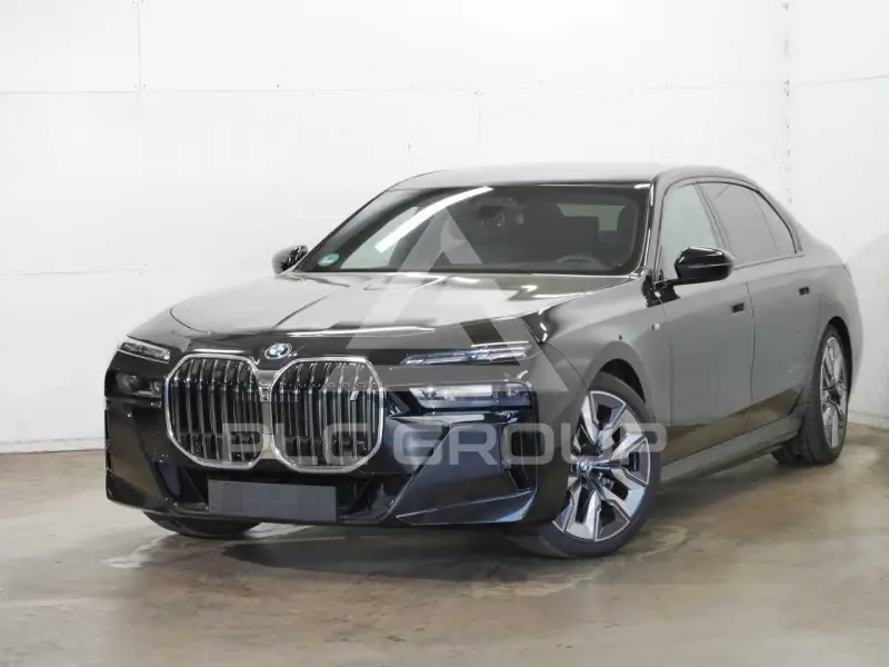 2025 BMW I7