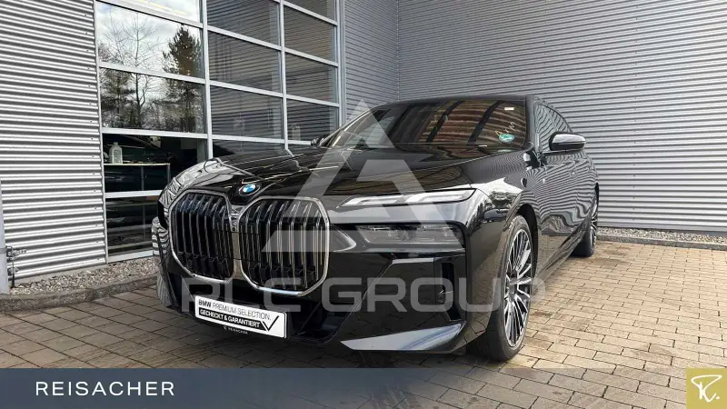 2025 BMW 740