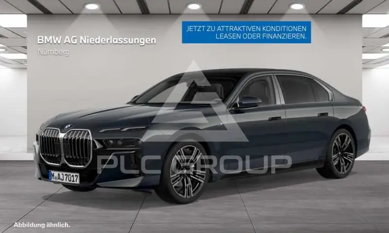 2025 BMW 740