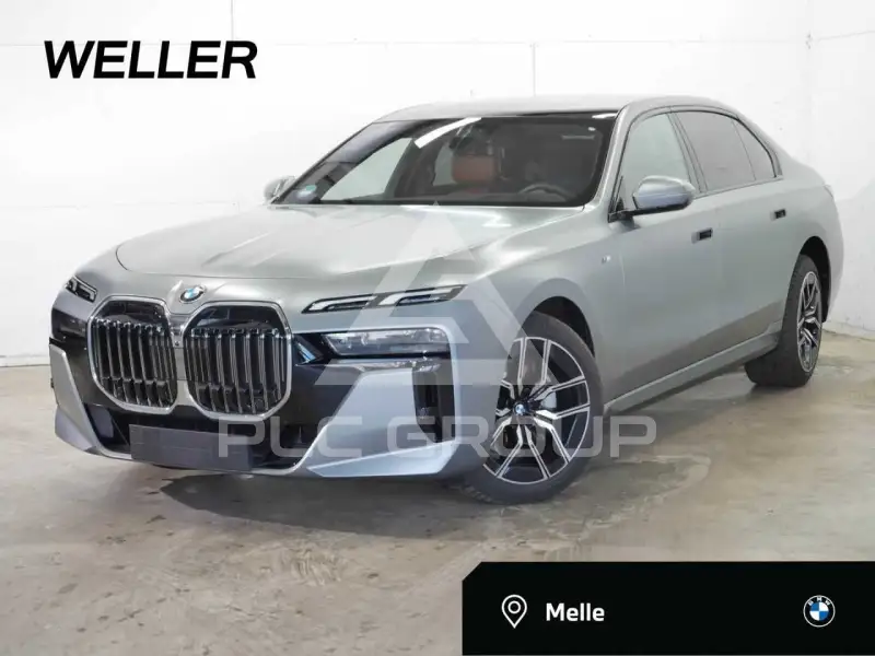 2025 BMW 740