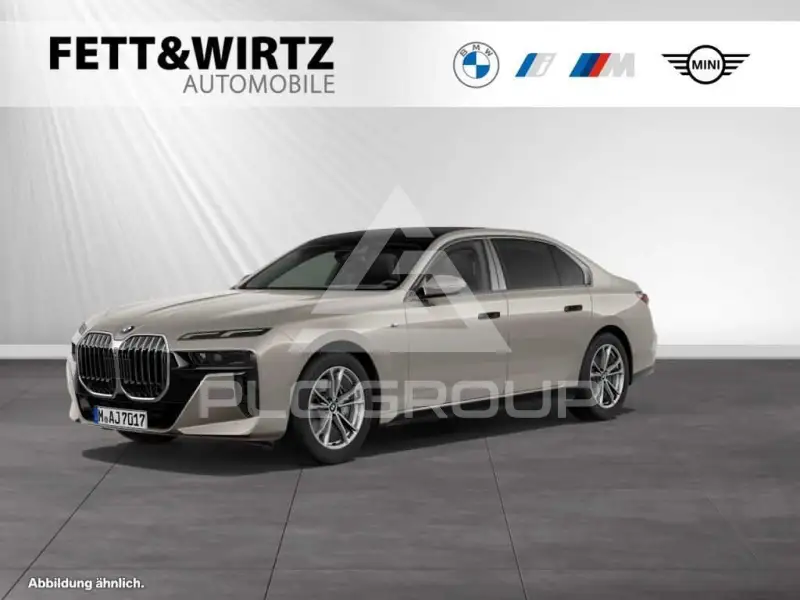 2025 BMW 740