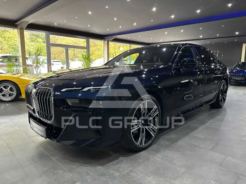 2025 BMW 740