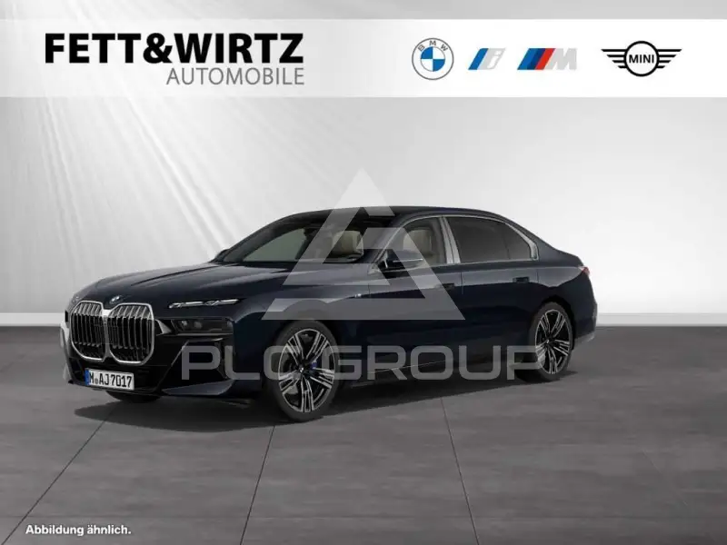2025 BMW 740