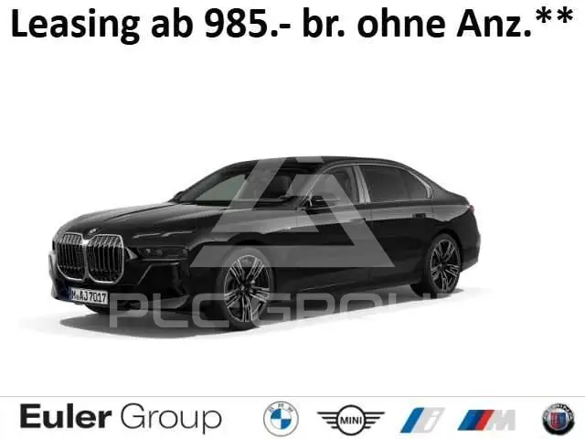2025 BMW 740