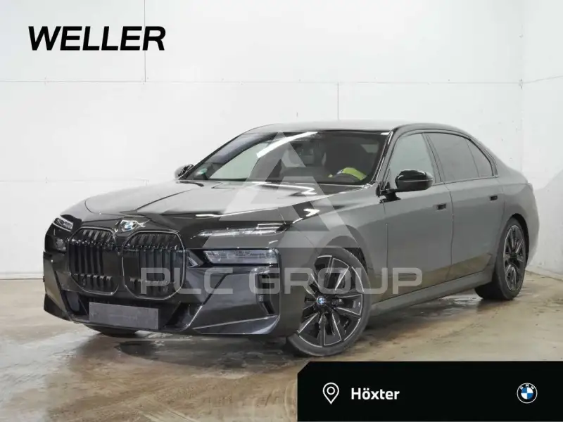 2025 BMW 740