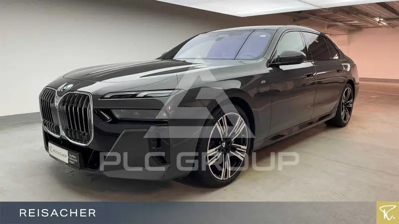 2025 BMW 740