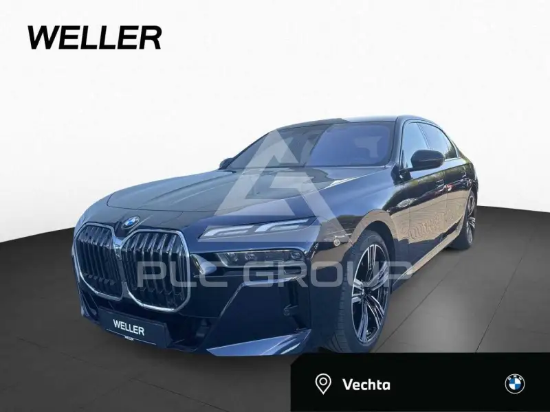 2025 BMW 740