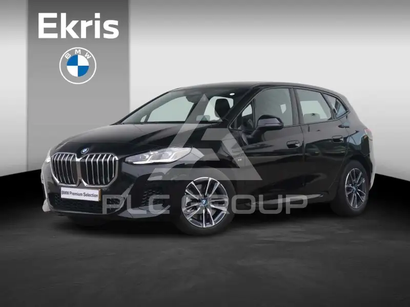 2025 BMW 230