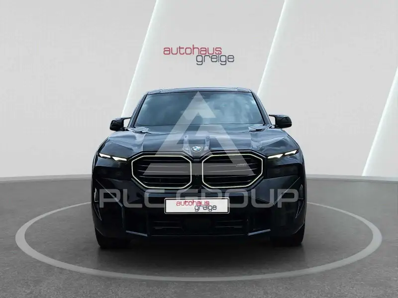 2025 BMW XM