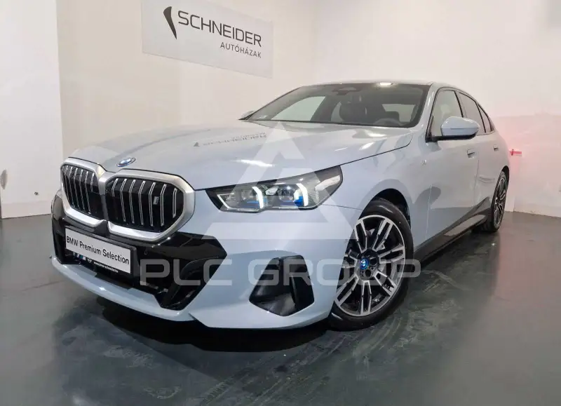 2025 BMW I5