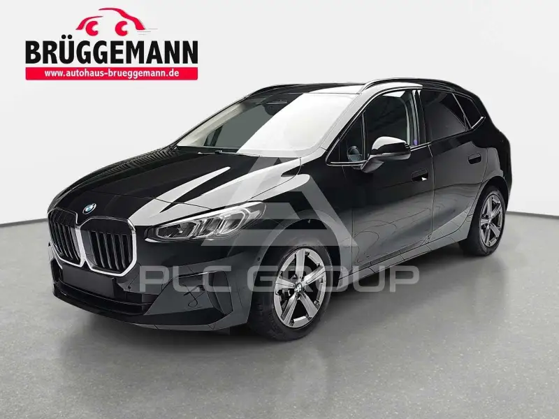 2025 BMW 220